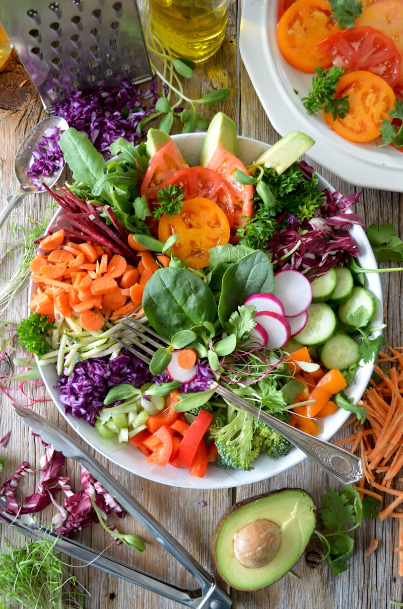 Salada colorida com legumes